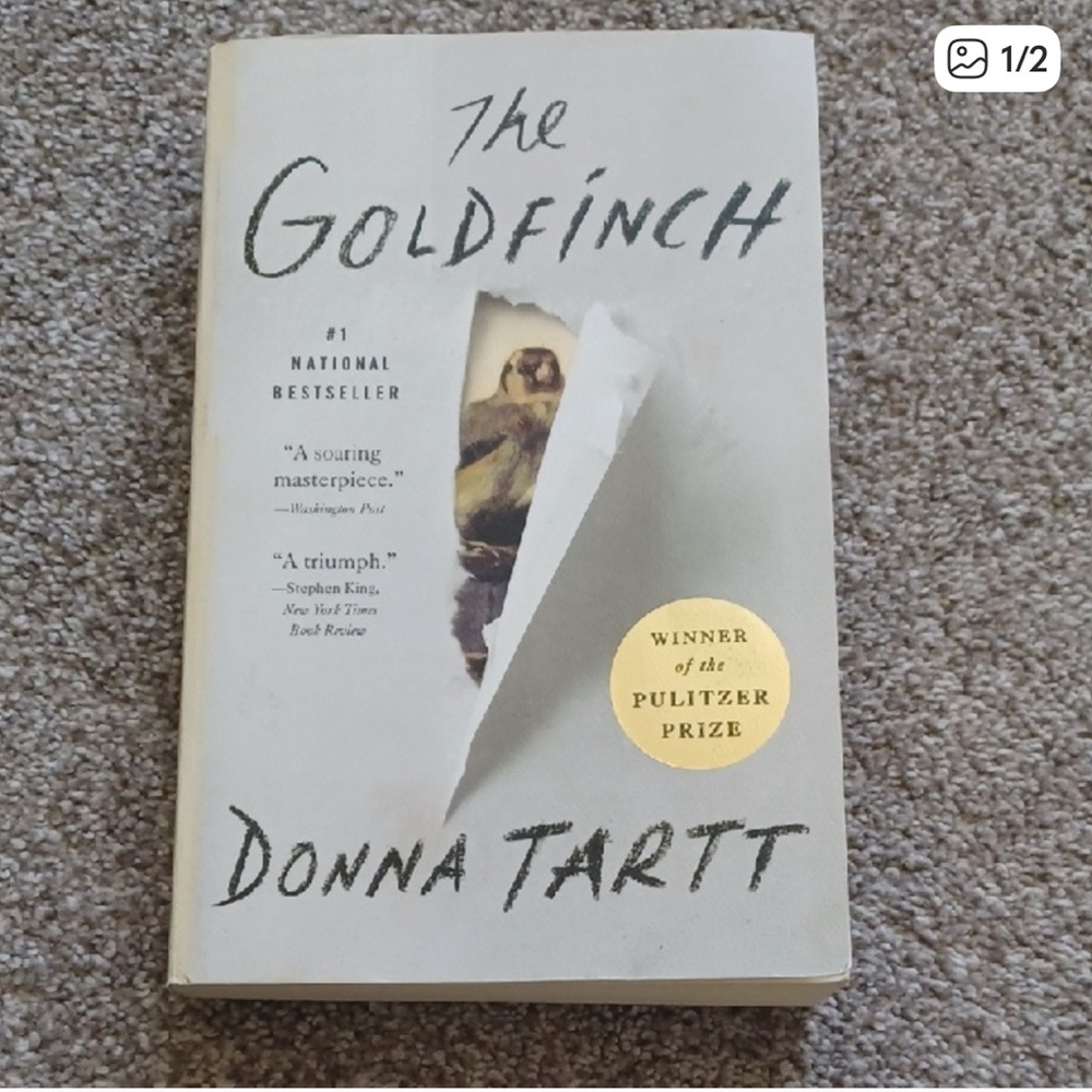 The Goldfinch by Donna Tartt Paperback